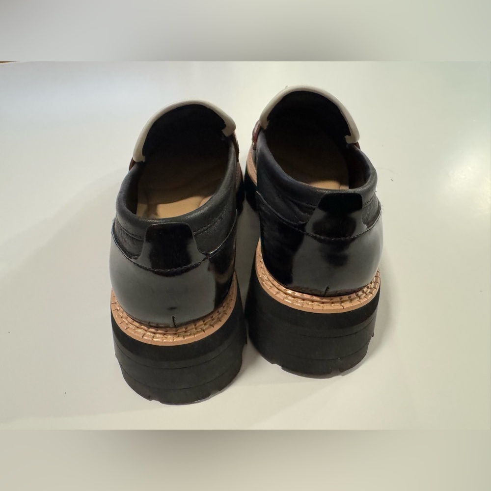 Gianna Bini Stylish Women's Loafers in White, Black and Brown - Picture 4 of 10